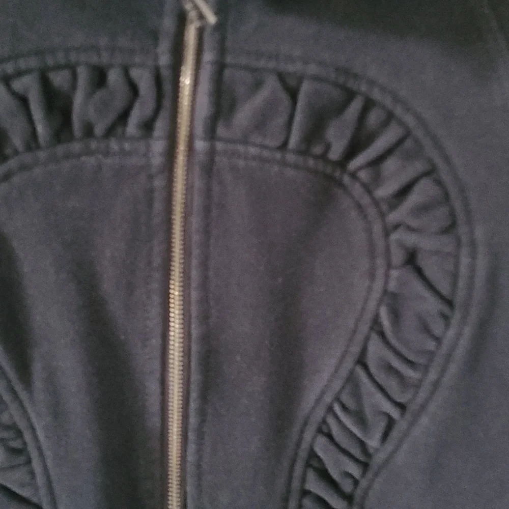 Lululemon Cuddle Up Jacket - Picture 6 of 7